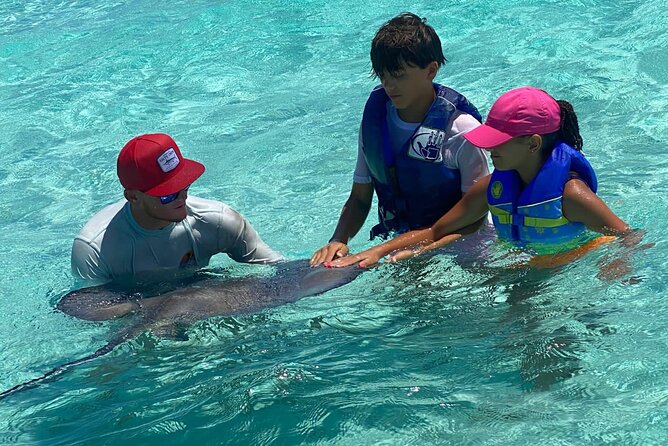3HR Full Island Life Jetski Tour - Stingray City in 3 to 4 feet of water
