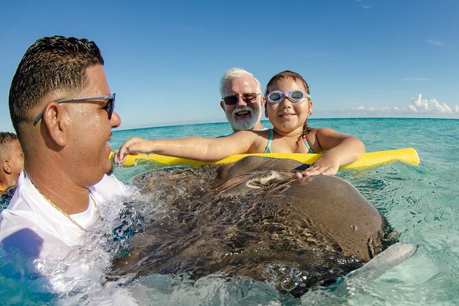 4 hour Private Boat charter to Stingray City, Snorkeling and More - Comfort, transport, and what to bring