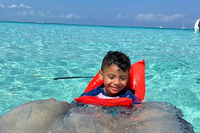 Avoid the crowd book your Private Stingraycity Charter today - Starfish Pointe for a slower final stop