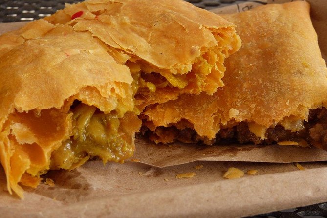 Cayman's Classic Food Tasting & Cultural Experience - Why this food tour is different