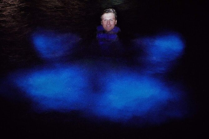 Grand Cayman Bioluminescence Experience - Starfish Point gives the evening a relaxed start