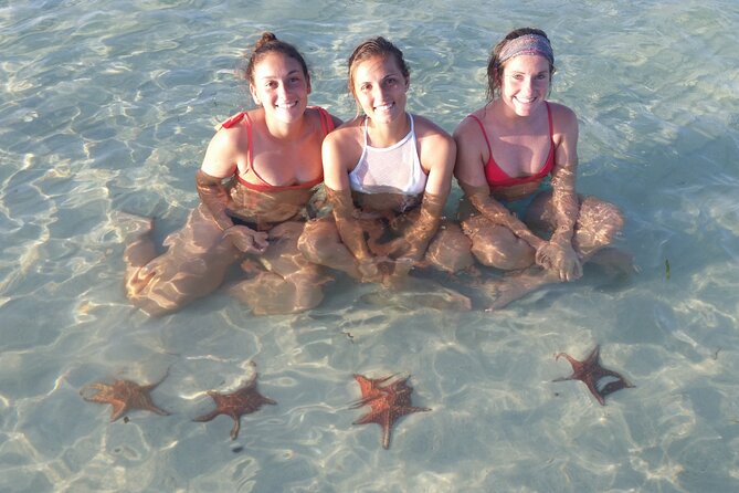 Private boat charter in Grand Cayman - Stingray City, the star attraction for many groups
