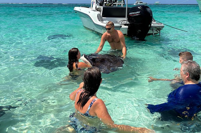 Private Charter for Stingray city - Families, Honeymoons, and Mixed-Age Groups