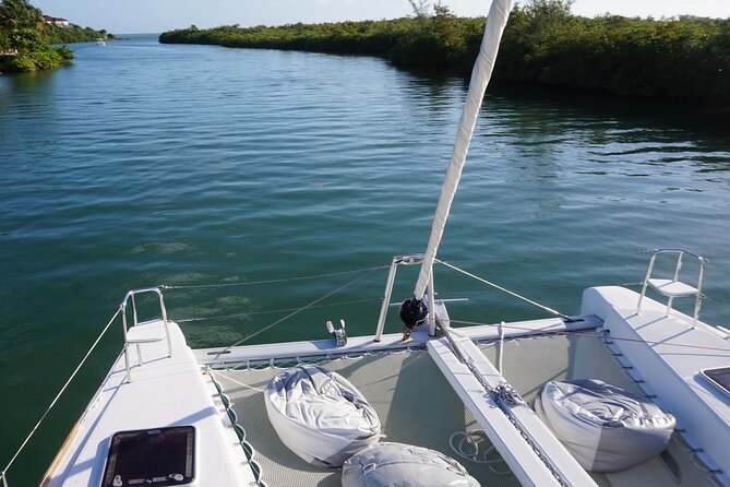 Private Luxury Catamaran Tour to Stingray City and Snorkel - Timing, meeting point, and weather matter