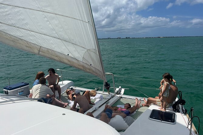 Private Luxury Catamaran Tour to Stingray City and Snorkel - Who gets the best value from this charter