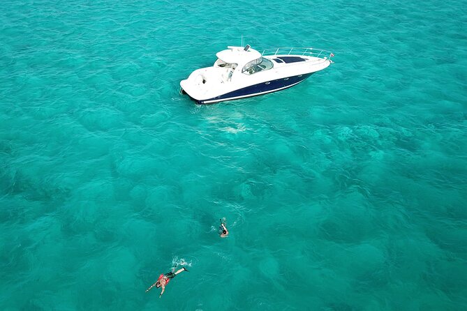 Private Luxury HalfDay w/Jetski Stingray City, Snorkeling & Starfish Beach Tour - What the crew does especially well