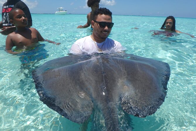 Private Tour to Stingray City & Snorkeling at Coral Gardens - Snorkeling Coral Gardens in 8 to 10 feet of water