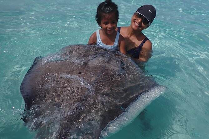 Private Tour to Stingray City & Snorkeling at Coral Gardens - Practical details that affect your decision