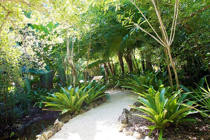 Queen Elizabeth II Botanic Park and Pedro St James Castle Tour in Grand Cayman - Two Sides of Grand Cayman in Four Hours
