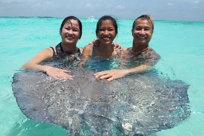 Stingray City and Coral Gardens - Who Will Enjoy This Tour Most
