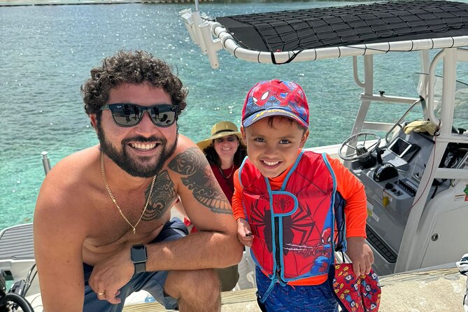 Stingray City and Snorkeling Private Charter - What the $550 price really buys