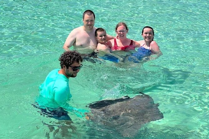Stingray City and Snorkeling Private Charter - Setting out with a Caymanian captain