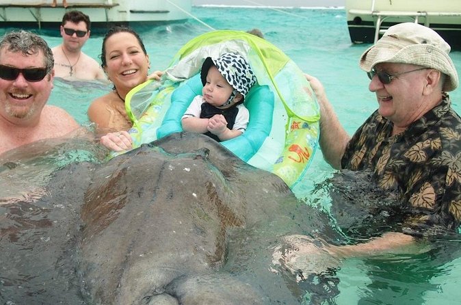 Stingray City Experience Plus One Snorkeling Stop - Small details that make the morning easier