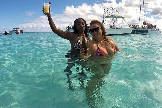 Stingray City Experience Plus Two Snorkeling spots Private Boat - Reef swimming at Coral Gardens or the Barrier Reef