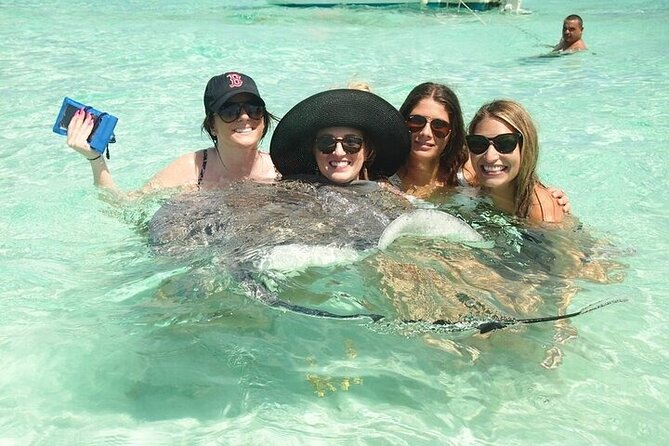 Stingrays, Starfish and Snorkeling Tour - Stingray City Sandbar is the highlight