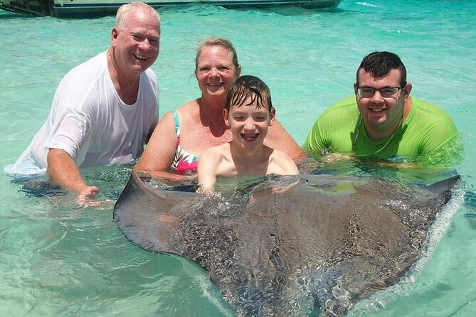Stingrays, Starfish and Snorkeling Tour - What the crew adds to the day