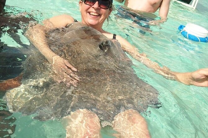 Stingrays, Starfish and Snorkeling Tour - Pickup, check-in, and cruise ship timing